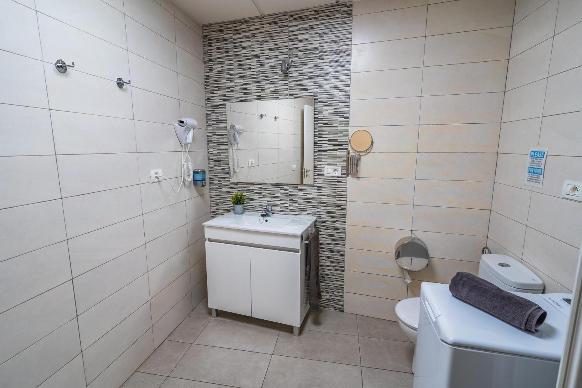 El Puente Holiday Home I- Airport 8,1K インヘニオ エクステリア 写真