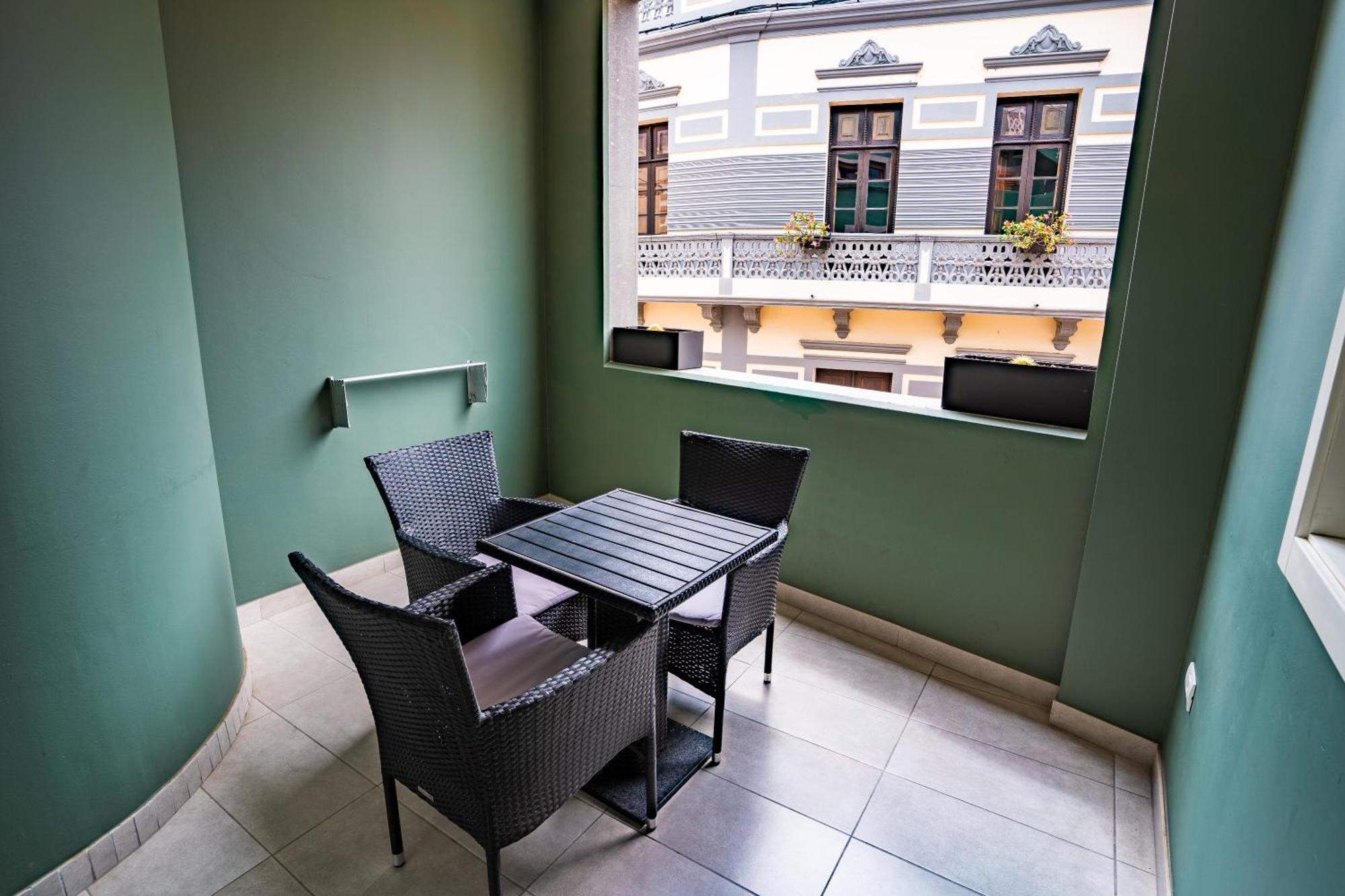 El Puente Holiday Home I- Airport 8,1K インヘニオ エクステリア 写真