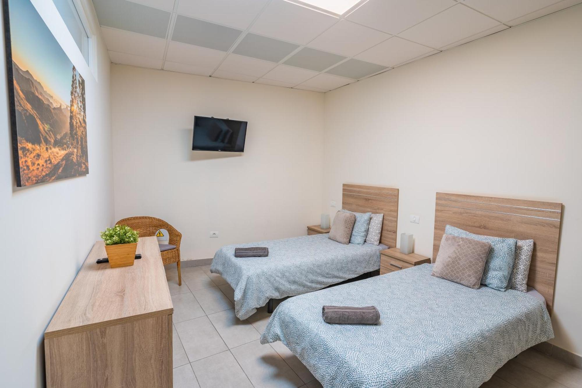 El Puente Holiday Home I- Airport 8,1K インヘニオ エクステリア 写真