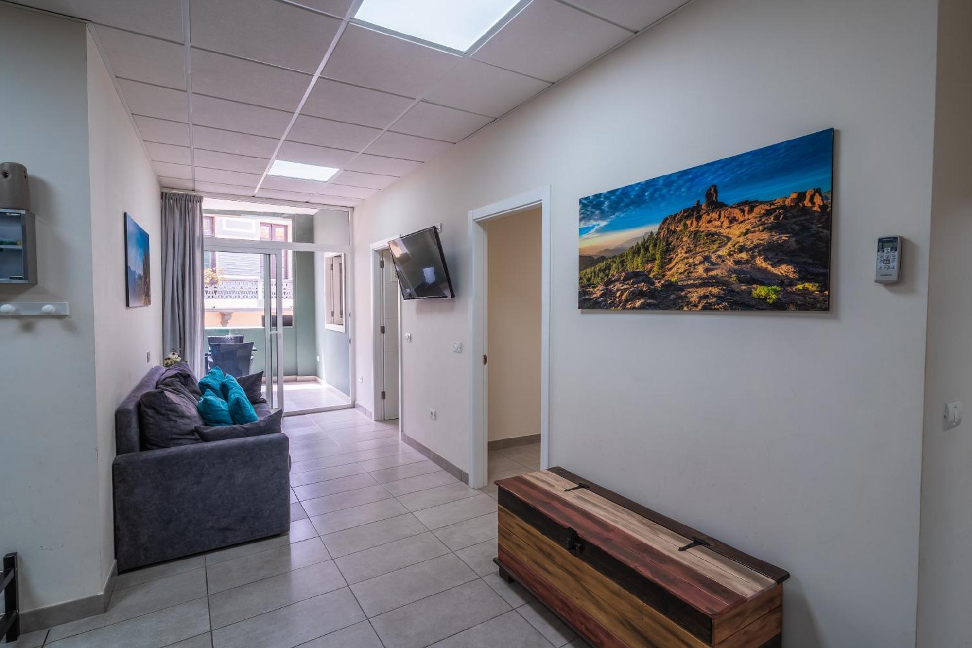 El Puente Holiday Home I- Airport 8,1K インヘニオ エクステリア 写真