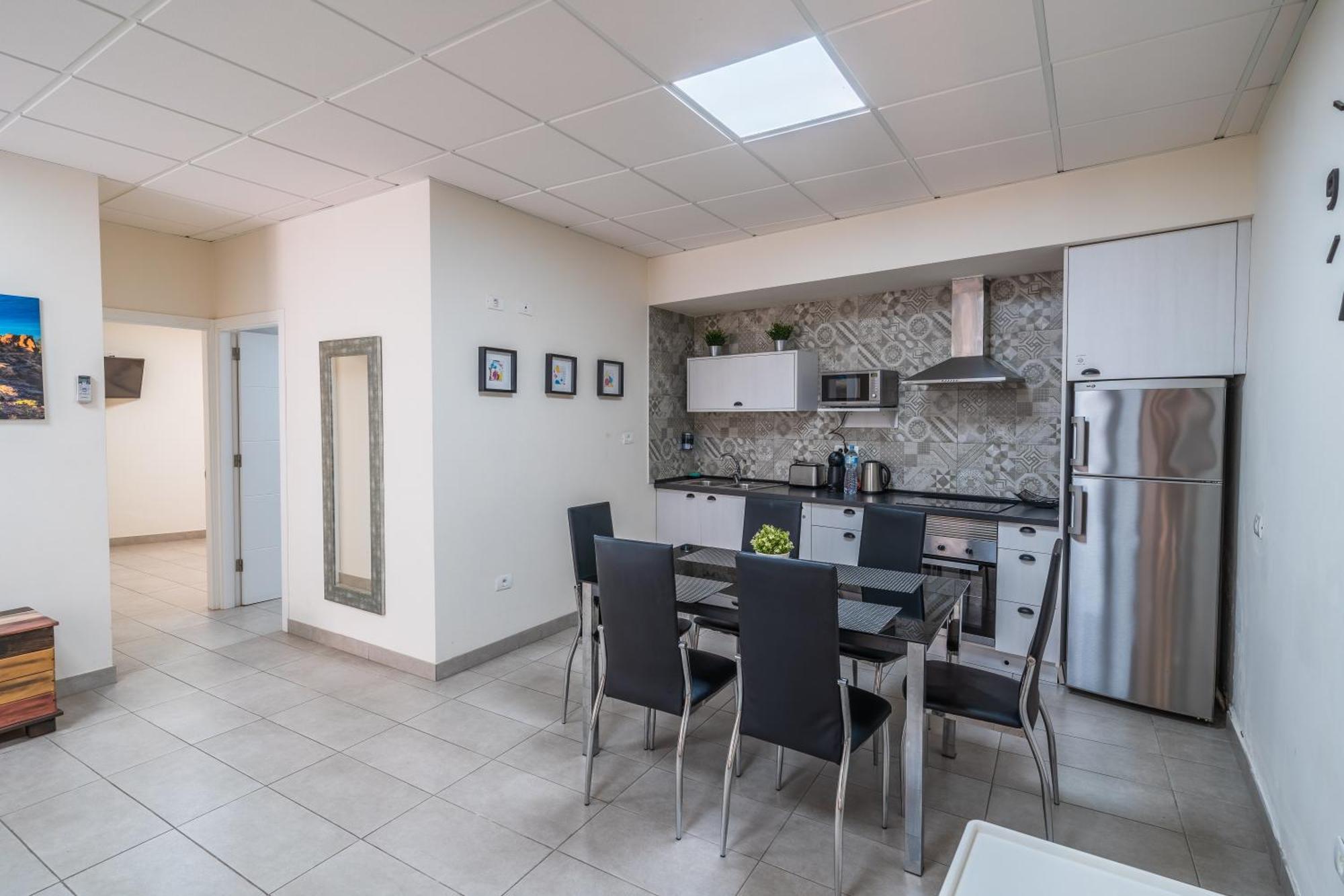 El Puente Holiday Home I- Airport 8,1K インヘニオ エクステリア 写真